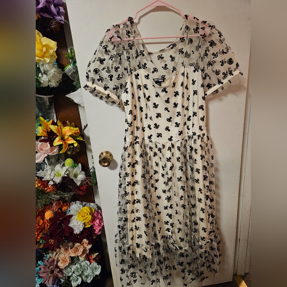 Plus Size Sparkly Mesh Mushroom Dress